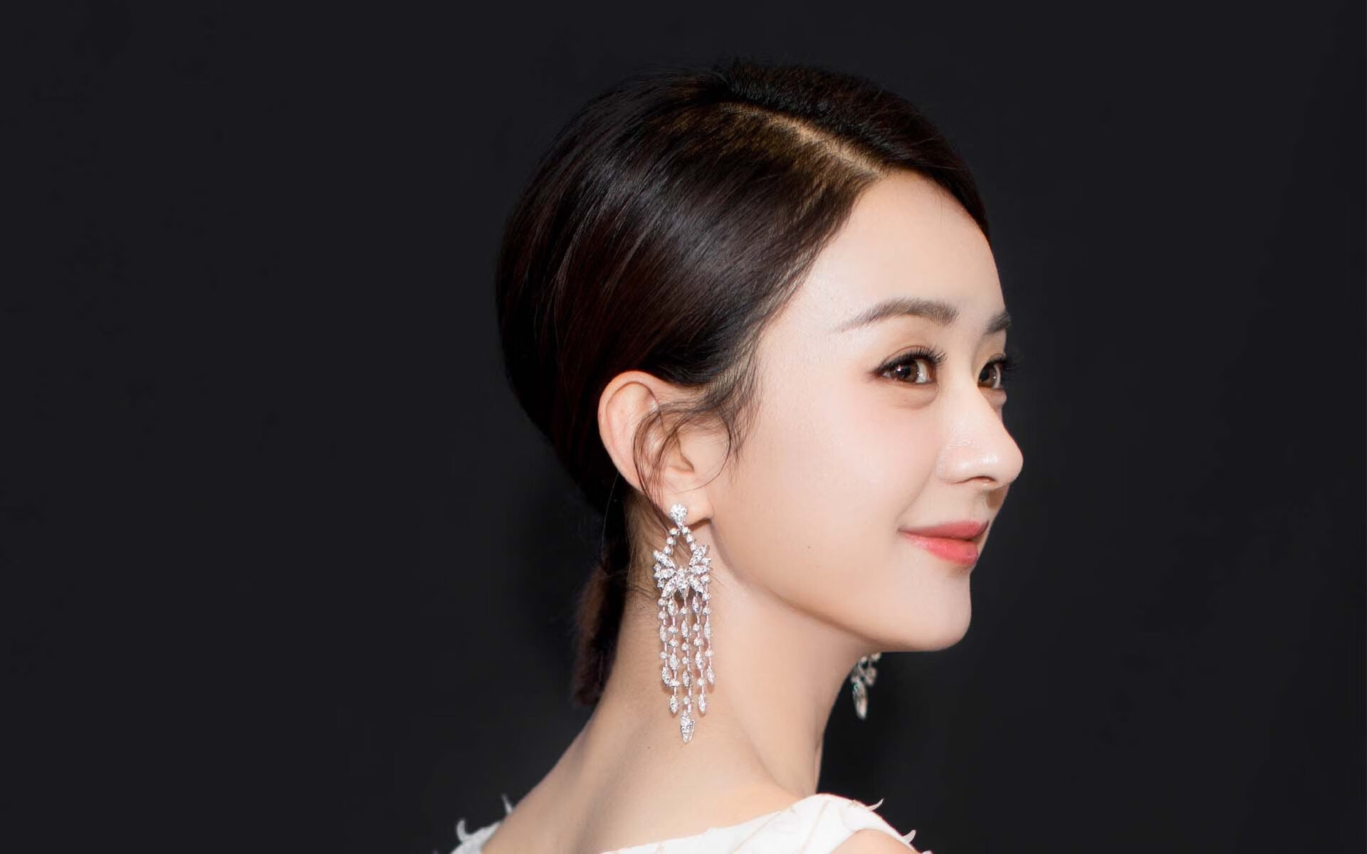 电竞直播平台流量激增,赛事带动产业发展,电竞直播现状