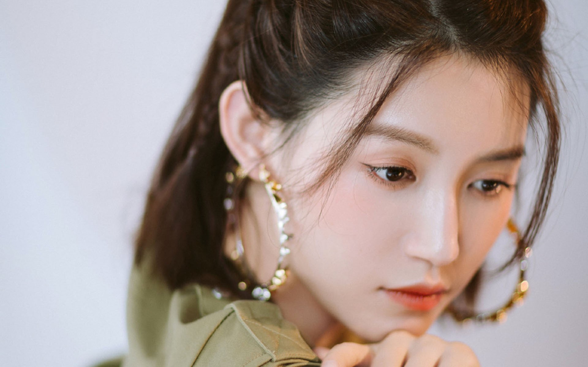 凯尔特人强化防守力图重返巅峰,凯尔特人补强内线