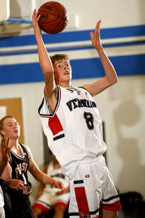 kaiyun网站-国足阵地战与快攻效率比较，足球阵地战的战术有哪些