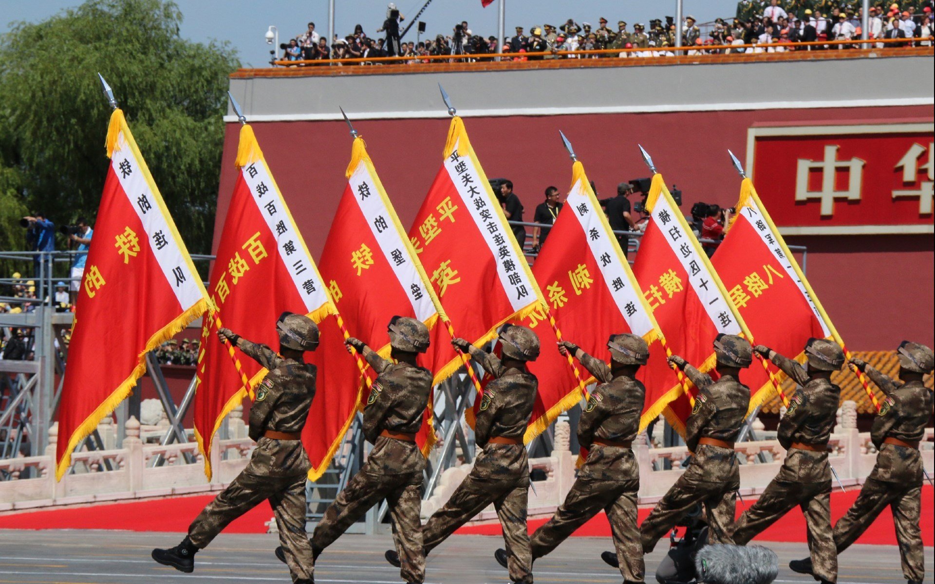 kaiyun.com-欧洲杯变化多端：战术安排引人惊叹！，欧洲杯进阶