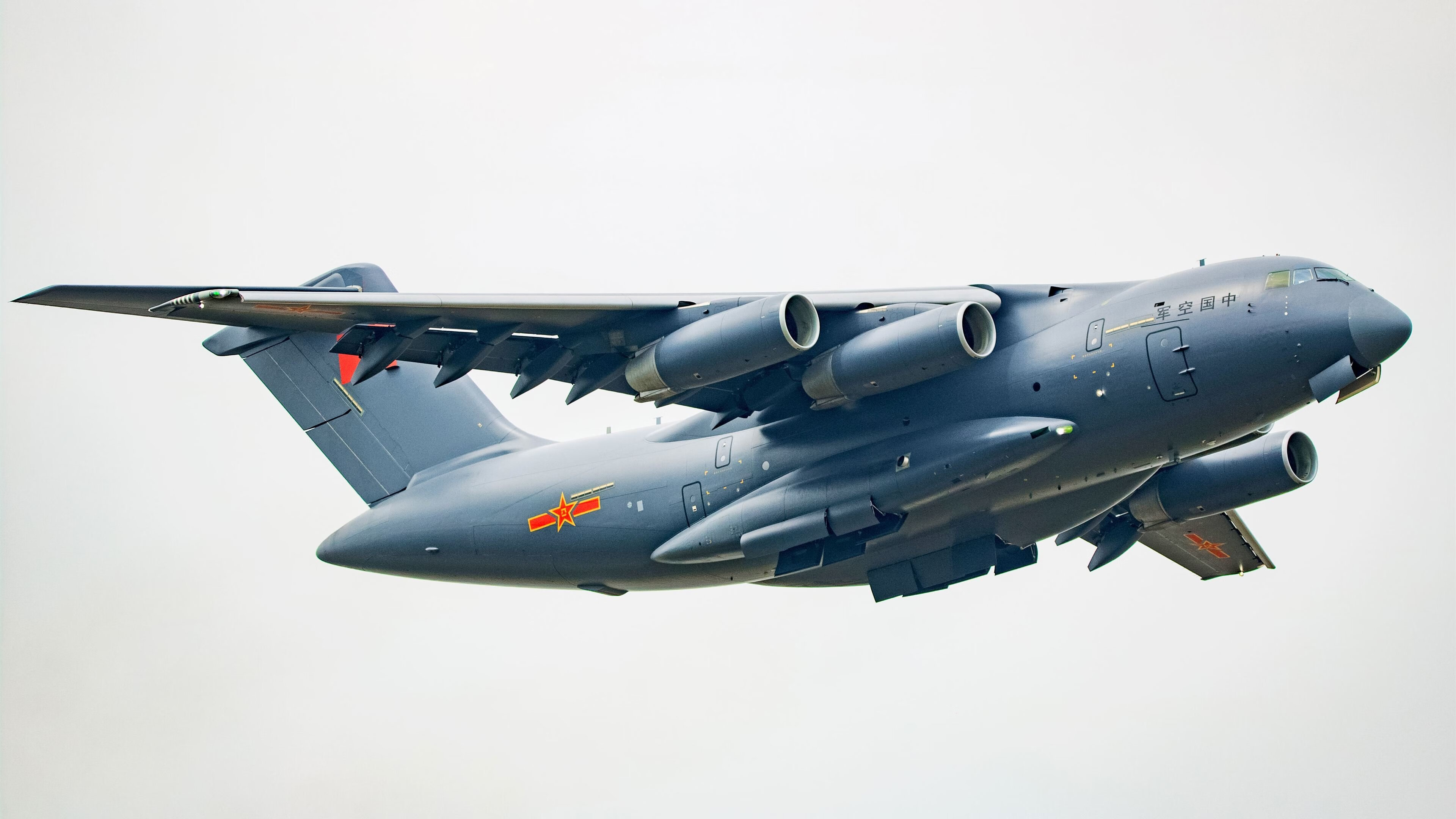 KAIYUNAPP-萨默·麦金托什泳池内外双重突破，麦金托什的画